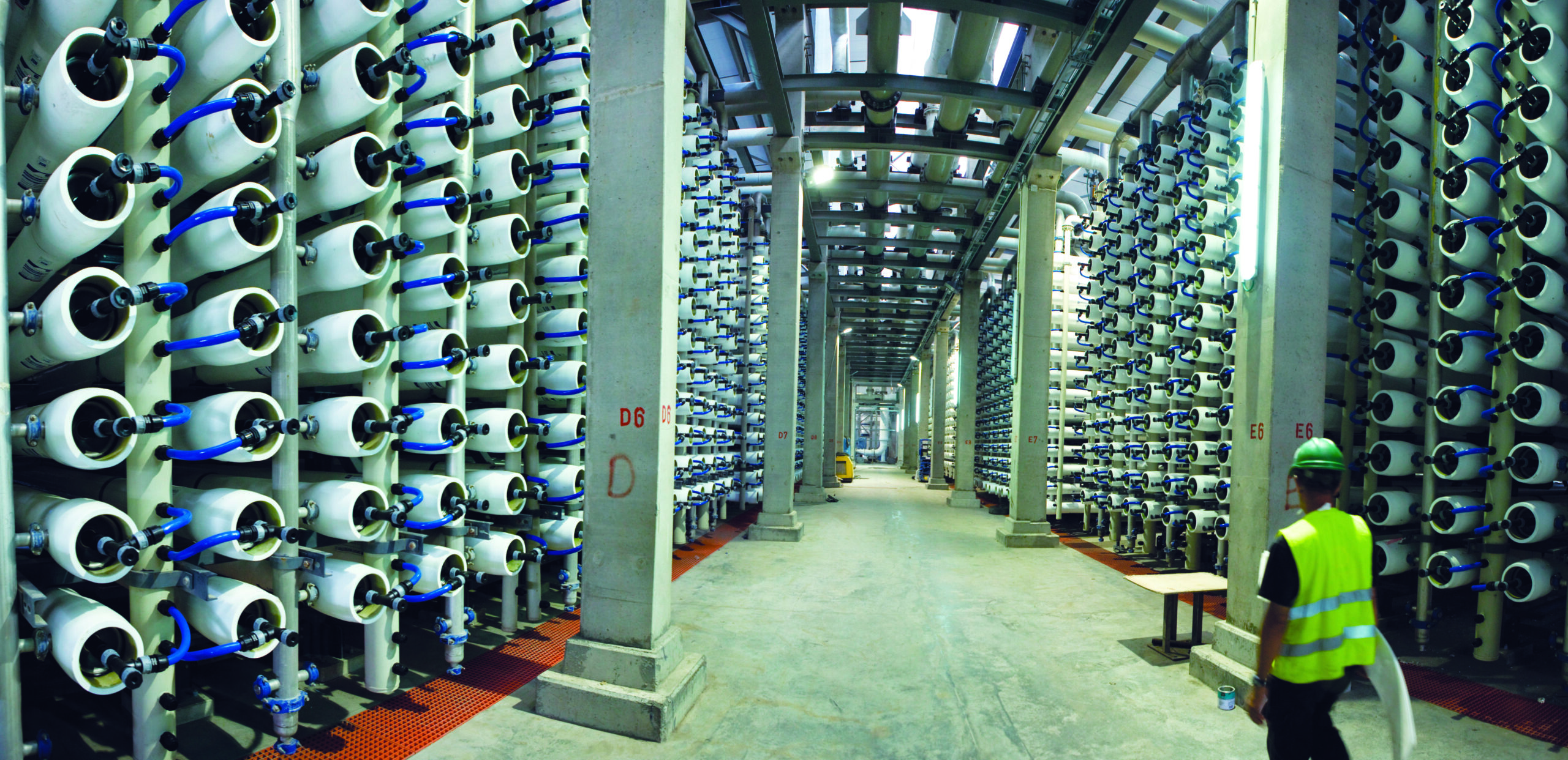 dentro de la planta de Hadera
